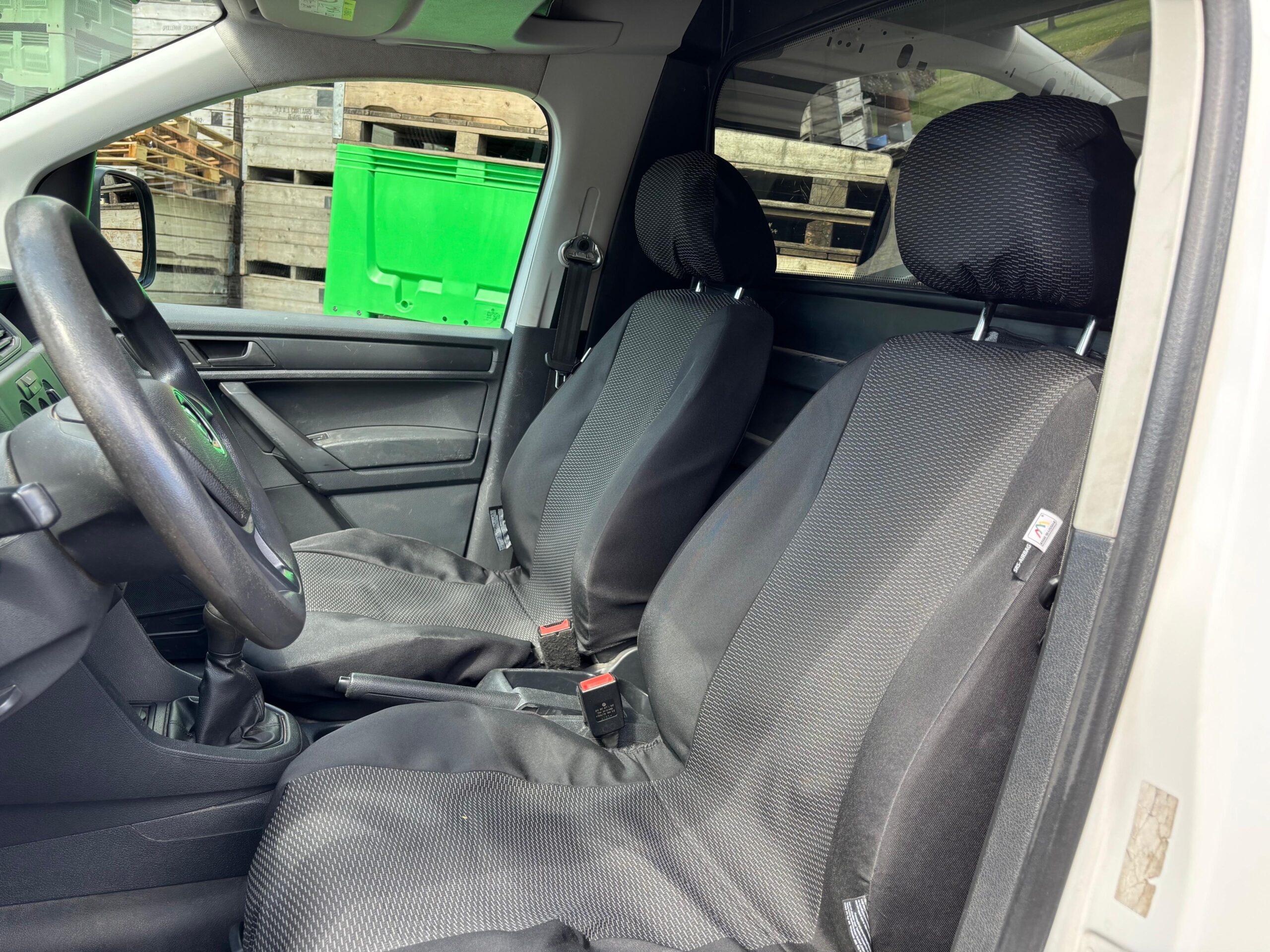 WhatsApp Image 2025-05-16 at 13.33.32