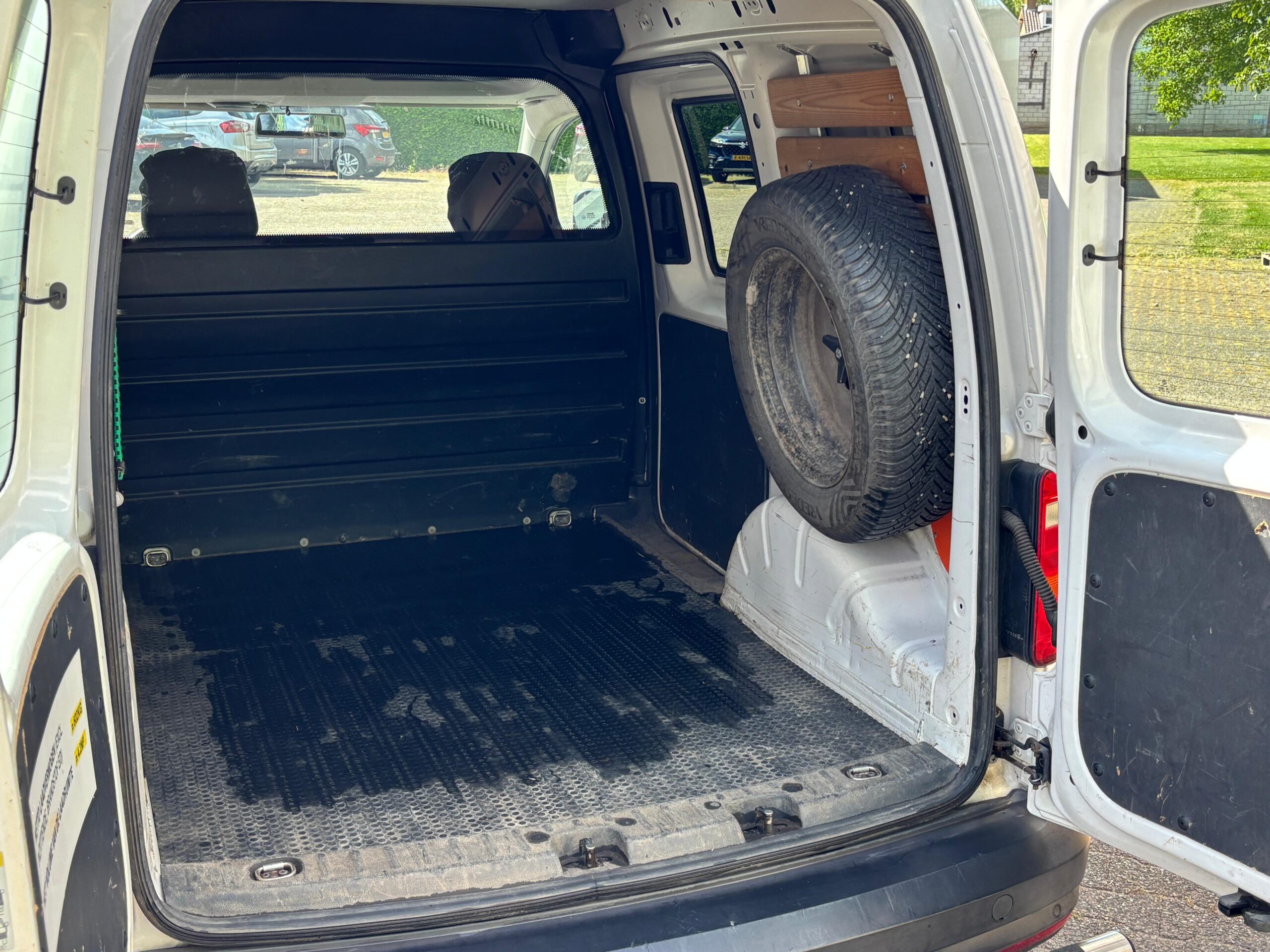 WhatsApp Image 2025-05-16 at 13.33.33 (2)